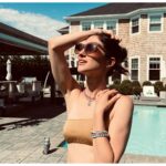 Lodovica Comello Instagram - Facendo la super casual qui nel neighborhood, sia mai che per sbaglio mi imbatta in Robert Downey Jr….. @breil_official #breil #adv #magneticasystem Southampton , New York
