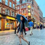 Lodovica Comello Instagram - Get the London look! 🇬🇧 (Tap sulle foto per sapere cosa ho scelto di mettere in valigia nel mio viaggio inglese!) Grazie: @terryterry82 MUA 💋 @samanta_pardini styling✨ London, United Kingdom