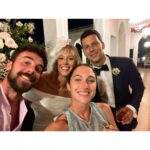 Lodovica Comello Instagram - Bella Venezia, ma gli sposi di più ❤️‍🔥 @kikkafede88 @matteogiunta Grazie per questa festa meravigliosa che sprizzava amore da tutti i pori. Vi vogliamo bene! Venezia, Italia