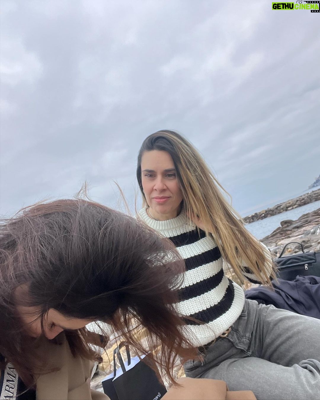 Lodovica Comello Instagram - Come dovevano venire / come sono venute. Sanremo