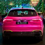 Lodovica Comello Instagram - Facciamo che la noia la lasciamo per la prossima vita 😉🔥💞 #Maserati sa come trasformare l’ordinario in straordinario, portando la magia di Barbie su 4 ruote. #MaseratiGrecale #EverydayExceptional @maserati_italia #Adv Milan, Italy