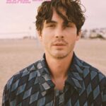 Logan Lerman Instagram - @_manabouttownuk 🌸