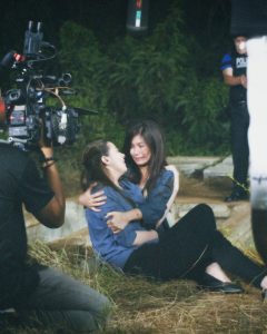 Loisa Andalio Instagram - #PiraPirasongParaiso bts 🥹📸 (more to come) thank you sa 7 months na pag mamahal at suporta! Last day na bukas 💜😭🙏🏻 Sana po samahan niyo kami, 3PM.