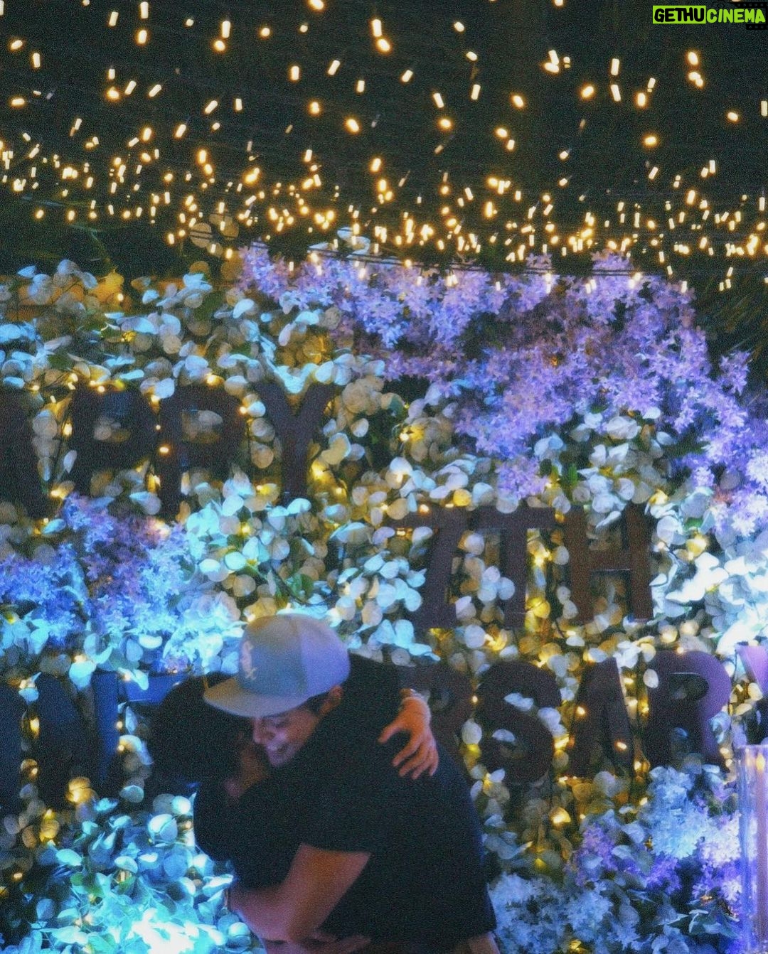 Loisa Andalio - 299.4K Likes - 7 years down, Forever to go! ππβ¨
Happy 7th Anniversary, I love you! @iamr2alonte