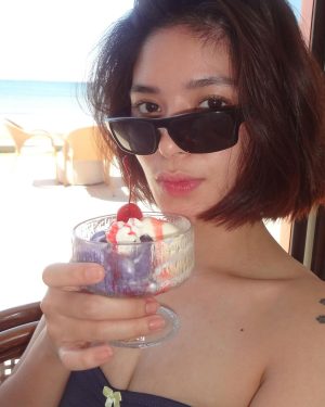 Loisa Andalio Instagram - 🍦🍒🏝️🌊☀️🫶🏻