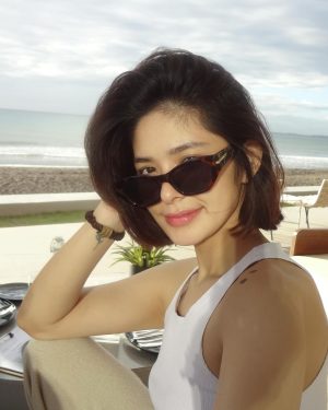 Loisa Andalio Instagram - quick update 🌊💕☀️🏖️🐚🌅 87 months today!

📍 @tanabeachvillas #TanaBeachVillas