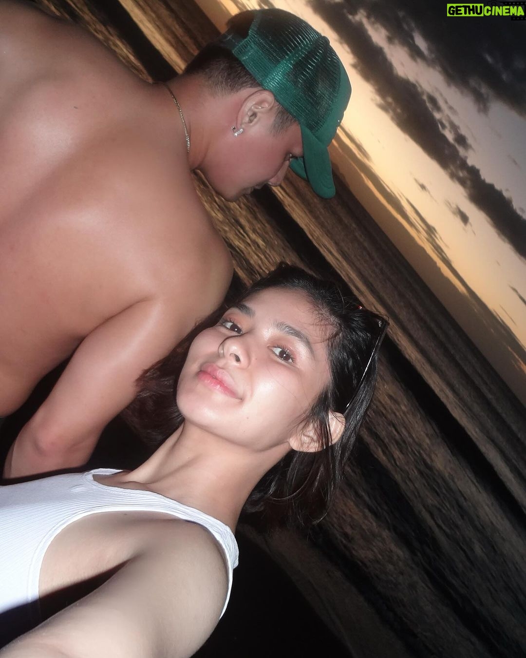 Loisa Andalio - 384.1K Likes - quick update ππβοΈποΈππ
87 months today!
π @tanabeachvillas #TanaBeachVillas