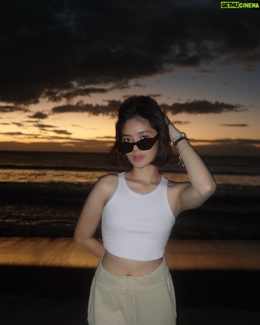 Loisa Andalio - 384.1K Likes - quick update ππβοΈποΈππ
87 months today!
π @tanabeachvillas #TanaBeachVillas