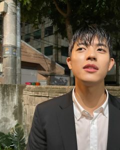 Lomon Instagram - 팝업스토어 비하인드 스토리 📷