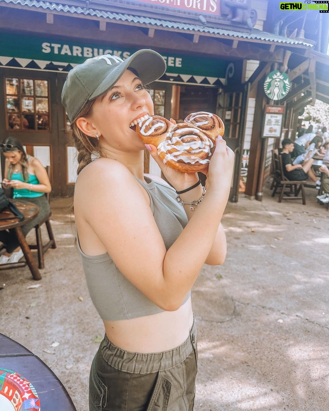 Lorena Queiroz Instagram - Bora de Dump! 🦁 Animal Kingdom