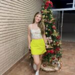 Lorena Queiroz Instagram - Have a holly jolly Christmas! 🎄✨💖