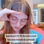 Lorena Queiroz Instagram - Isso tbm acontece com vcs, ou é só comigo?