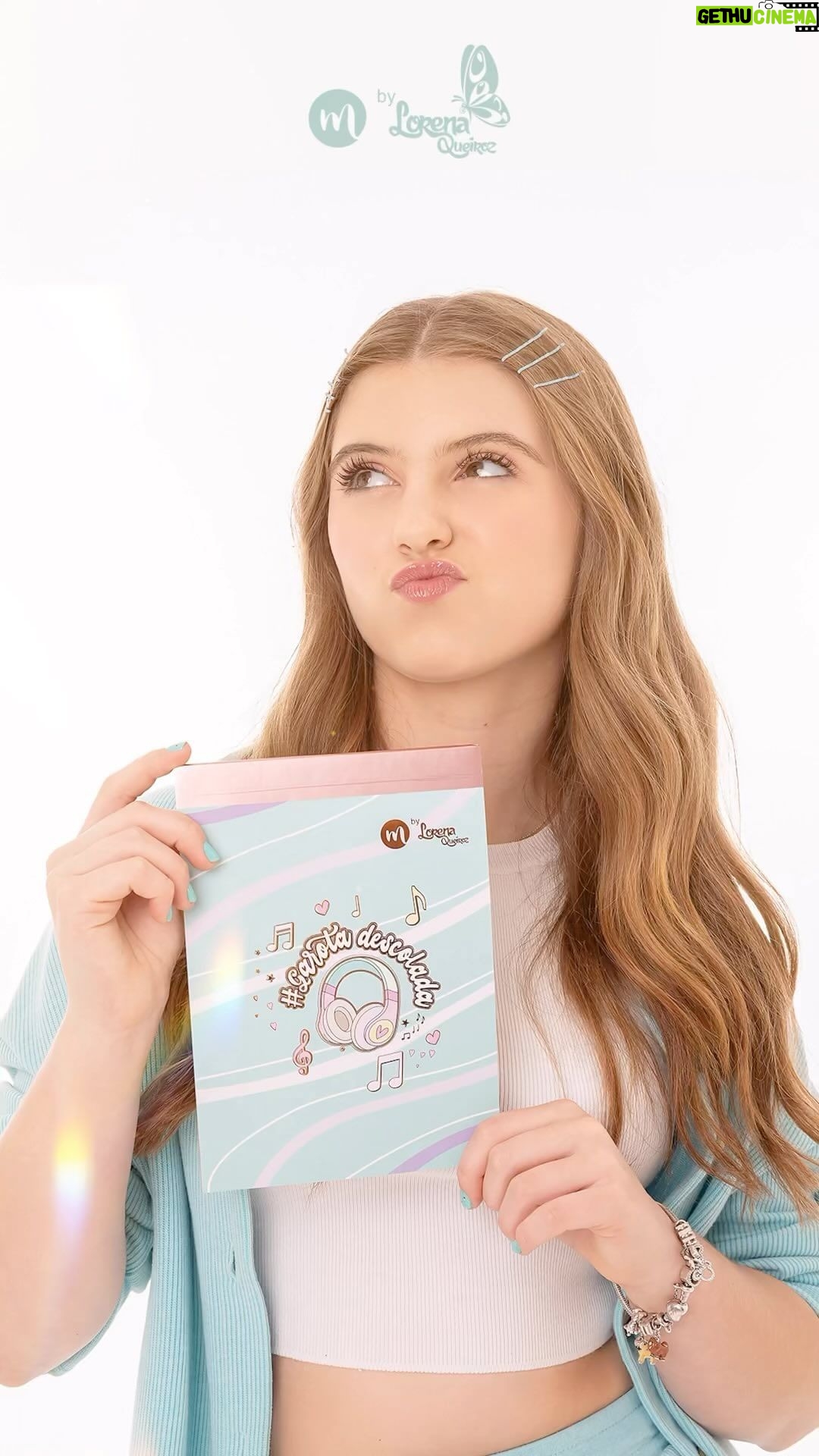 Lorena Queiroz Instagram - Gente!!! Olha que d + … tá tudo pronto para o lançamento oficial da minha colab na Escolar Office 2023 E hoje quero mostra para vc os bastidores dessa linda produção! E para você que vai estar na Escolar estarei por lá a partir das 14 horas para comemorar esse lançamento Com muitas fotos
