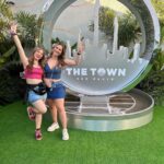 Lorena Queiroz Instagram - @thetownfestival foi tão incrível que merece dump! Obrigada @searabrasil pelo convite!!! @searabrasil #searanothetown @cseventos @micheldiamant @sampaio_carol @sato_rahal @thetownfestival @dorineto #thetown