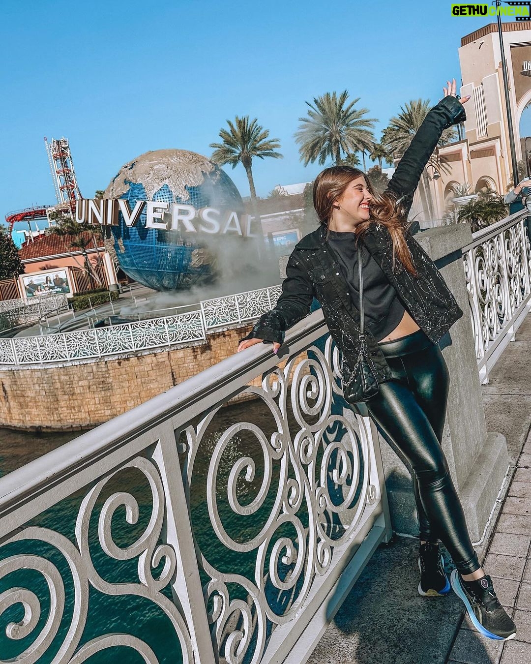 Lorena Queiroz Instagram - Dia de @universaldestinationsbrasil com direito a diversão pra família toda!!!!!