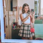 Lorena Queiroz Instagram - Qual seria a legenda pra essa foto?!