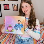 Lorena Queiroz Instagram - Gente eu tô amando essa novidade da @pinkcatsoficial. Bora entrar nessa comigo? É só fazer um post mostrando como você gosta de curtir o seu momento favorito e usar a #meumomentopinkcats . Ahhh não esquece de marcar o insta @pinkcatsoficial também! 💕