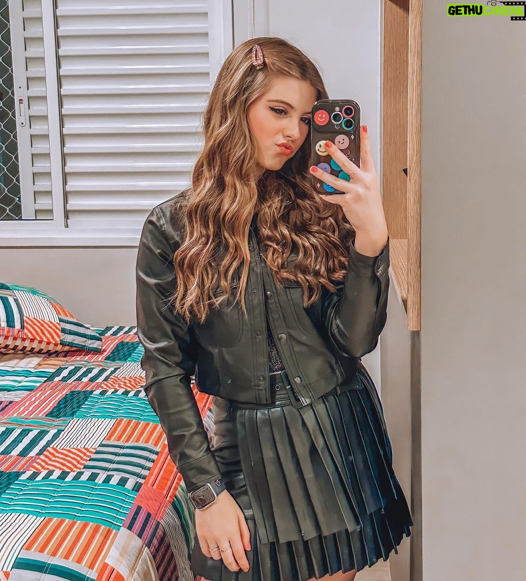 Lorena Queiroz Instagram - Sem filtro ou com filtro?