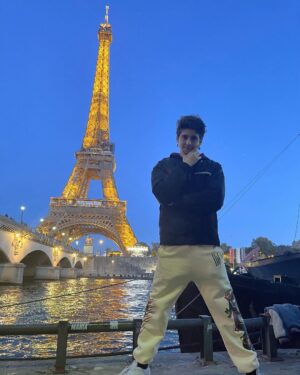 Lorenzo Ostuni Instagram - Tour Eiffel moments 💕