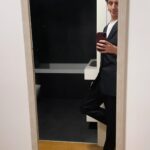 Lorenzo Ostuni Instagram - Vendo specchio, contattate in privato. Scarpe già vendute