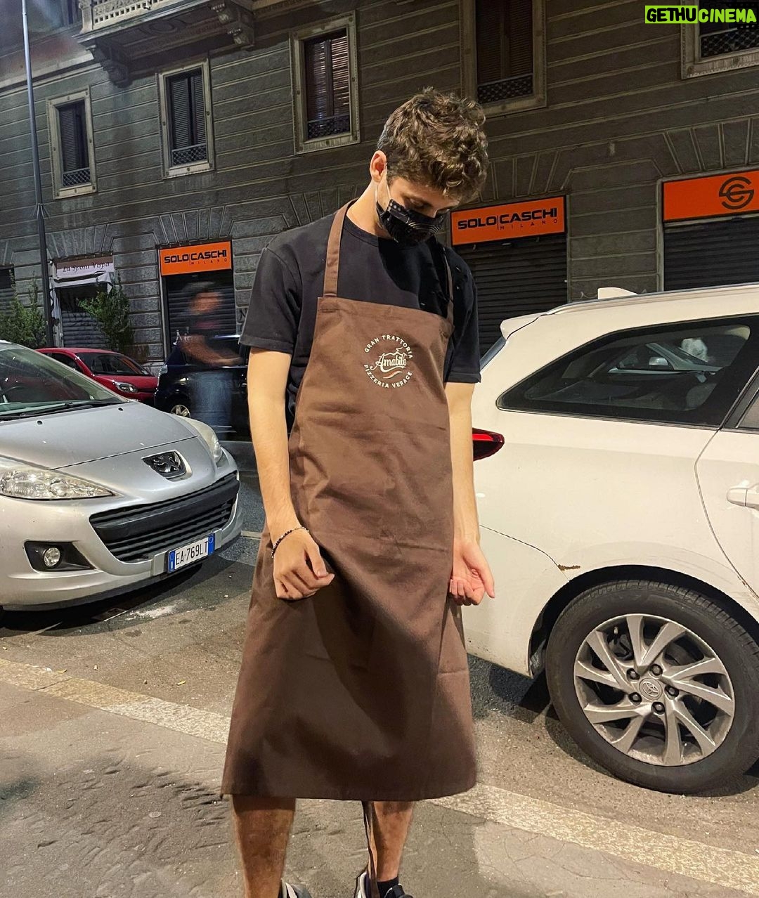 Lorenzo Ostuni Instagram - Prossimo step: imparare a fare la pasta in bianco