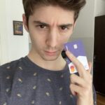 Lorenzo Ostuni Instagram - Piazzo una carta in posizione di difesa. Ho finalmente fatto i regali di Natale ai miei amici con @EnelXPay, sarebbe l’ora di comprarmi un orologio comunque.
