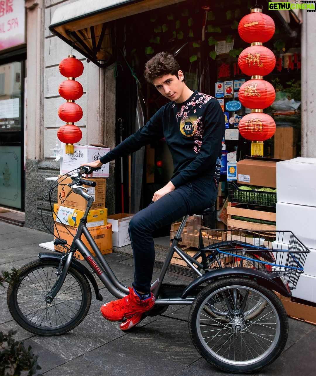 Lorenzo Ostuni Instagram - Tricicletta Chinatown, Milan