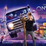 Lorenzo Ostuni Instagram - Con il mio bastone magico ho finalmente riaperto i cinema per permettervi di vedere l'ultimo capolavoro della Disney e Pixar, nel quale ho anche una parte. Il primo che riconosce la mia voce lo materializzo da me e gli do un bacetto. #Onward al cinema il 19 Agosto! Ci vediamo in sala boys 🍿
