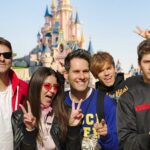 Lorenzo Ostuni Instagram – Finalmente una reunion coi Mates ✌🏻
È appena uscito sul canale il VLOG a Disneyland comunque, fate voi