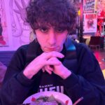 Lorenzo Ostuni Instagram – per te toccherei il motoschifo