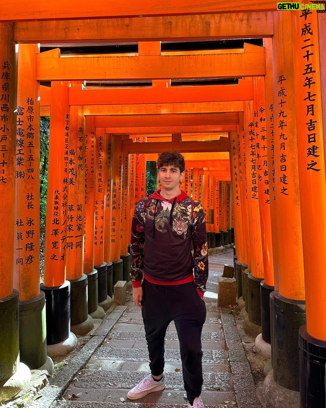 Lorenzo Ostuni Instagram - l’abbiamo fatto 🇯🇵