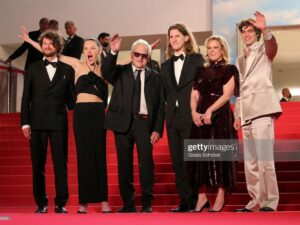Lorenzo Zurzolo Instagram - Really thrilled and deeply honored to be at @cannes_filmfestival for the world premiere of @eo_film_official directed by the Maestro Jerzy Skolimowsky and starring undisputed icon @isabelle.huppert !❤️

A special thanks to @gucci @Alessandro_Michele for being with me at such a memorable event!

@lorenzodelia @angelap71 @therumorsufficiostampa @giannigallipress @moviement_agenzia @fabriziorossimarcelli @fferretti3 @lab_pallab