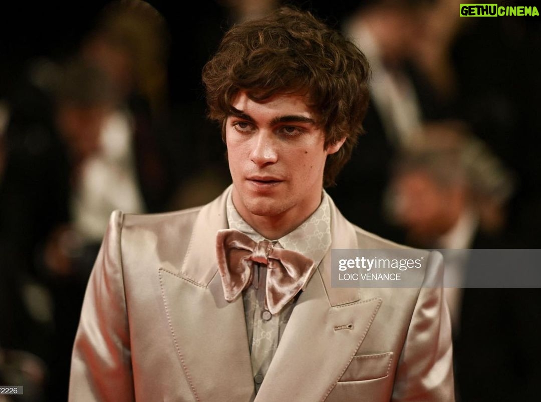 Lorenzo Zurzolo - 299.2K Likes - Really thrilled and deeply honored to be at @cannes_filmfestival for the world premiere of @eo_film_official directed by the Maestro Jerzy Skolimowsky and starring undisputed icon @isabelle.huppert !❤️
A special thanks to @gucci @Alessandro_Michele for being with me at such a memorable event!
@lorenzodelia @angelap71 @therumorsufficiostampa @giannigallipress @moviement_agenzia @fabriziorossimarcelli @fferretti3 @lab_pallab