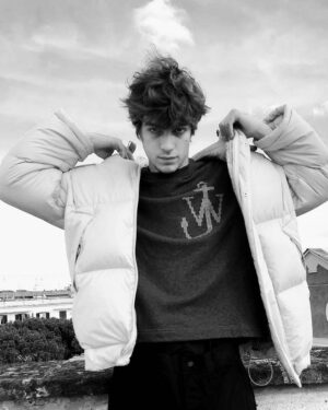 Lorenzo Zurzolo Instagram - @moncler @jw_anderson 

#monclergenius #monclerjwanderson #ad