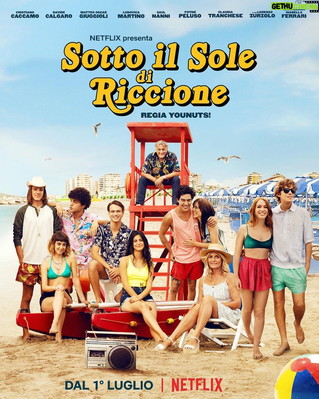 Lorenzo Zurzolo Instagram - #sottoilsolediriccione Dal 1 luglio su @netflixit ❤️😎