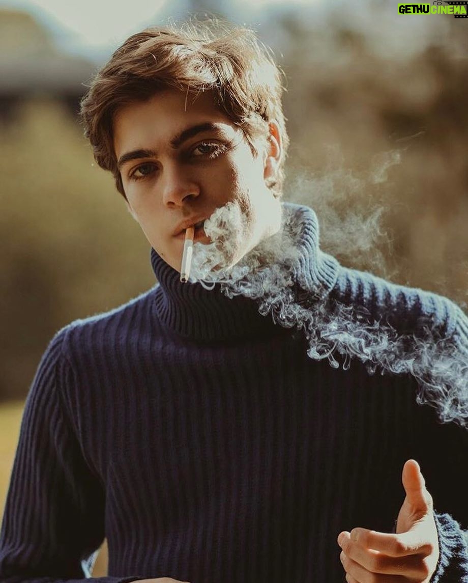 Lorenzo Zurzolo Instagram - Don’t smoke 🚭🚭🚭 @enricabresciaph