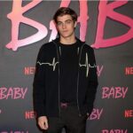 Lorenzo Zurzolo Instagram - Baby. Fuori ora. @baby_netflix @netflixit
