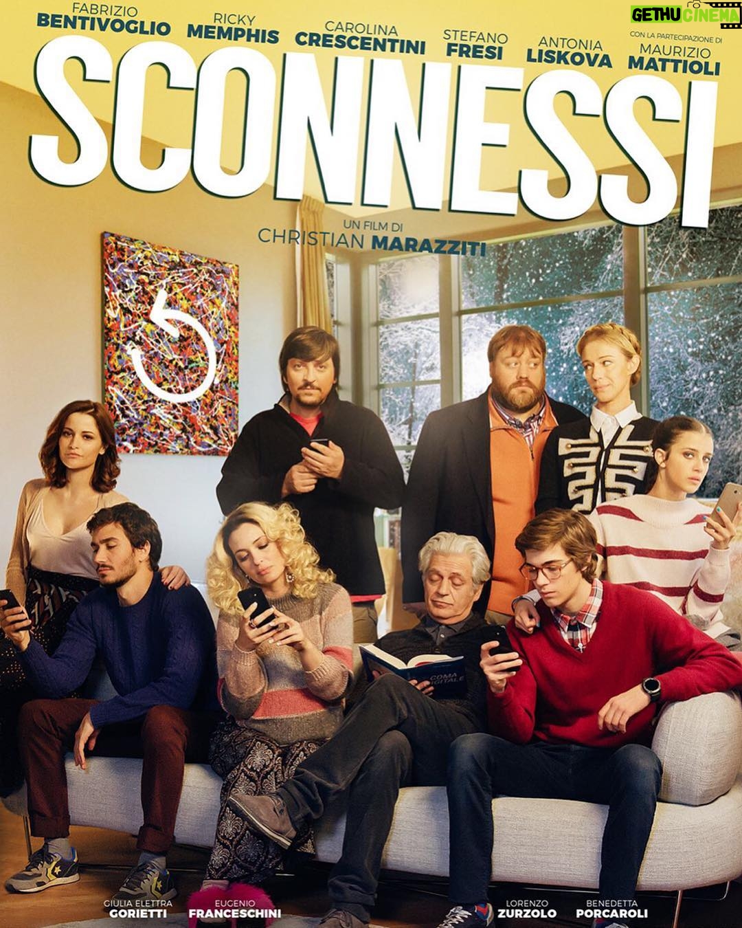 Lorenzo Zurzolo Instagram - #sconessi dal 22/02/2018 al cinema!! @c.marazziti @visionfilmdistribution #fabriziobentivoglio @carolcrasher #rickymenphis @stefano.fresi @antonia_liskova_official @giuliaelettrago @franceschinieugenio @bennipi @mattiolimaurizioreal