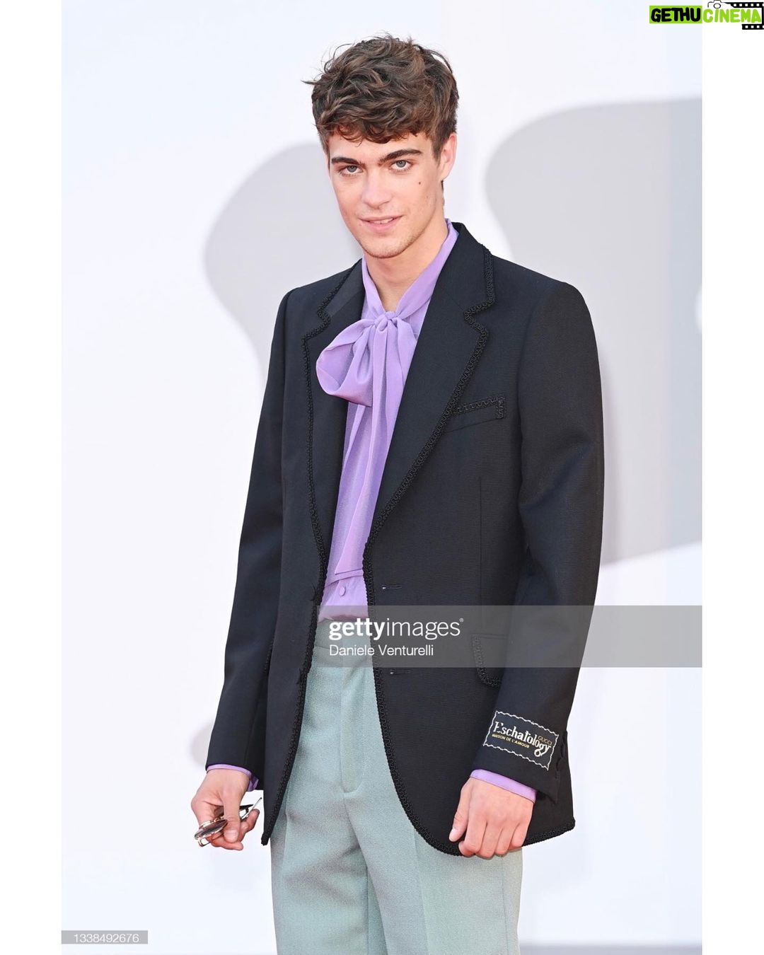 Lorenzo Zurzolo - 346.9K Likes - Honoured to attend the 78 Mostra del Cinema di Venezia for the Kineo Award for Morrison by @tiromancinoofficial
A special thanks to @alessandro_michele for accompanying me in my first Venice dream.❤️
Total look @gucci
@lorenzodelia @angelap71 @therumorsufficiostampa @gianni_galli @moviement_agenzia @fabriziorossimarcelli @fferretti3