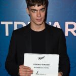 Lorenzo Zurzolo Instagram - Nastro d’Argento 2021 premio Persol “Personaggio dell’anno” per il film Morrison. Grazie al Sindacato Nazionale Giornalisti Cinematografici e @persol per questo importante riconoscimento e a Federico Zampaglione e Pegasus per averlo reso possibile! ❤️ @giorgioarmani @bulgari