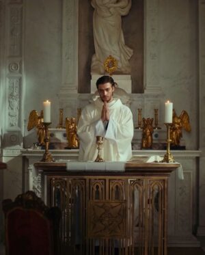 Lorenzo Zurzolo Instagram - EO by Jerzy Skolimowski was just nominated as Best International Film by @theacademy ! I have no words to express how PROUD I am!!

Maestro, I am so happy for this recognition of your artistry and humanity. Thank you for this dream come true! Grazie ❤️
Let’s gooooooooooooo to the Oscar!!