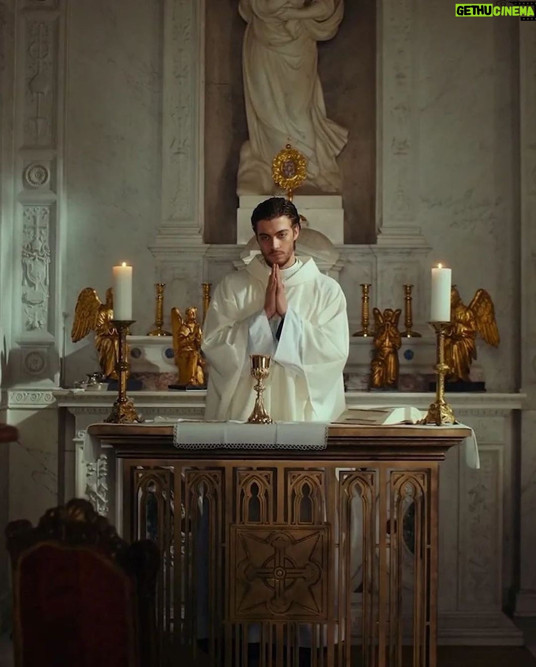 Lorenzo Zurzolo - 334.6K Likes - EO by Jerzy Skolimowski was just nominated as Best International Film by @theacademy ! I have no words to express how PROUD I am!!
Maestro, I am so happy for this recognition of your artistry and humanity. Thank you for this dream come true! Grazie ❤️
Let’s gooooooooooooo to the Oscar!!