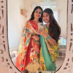 Losliya Mariyanesan Instagram - ✨ Saree @tribanga_india Earrings @adornachennai