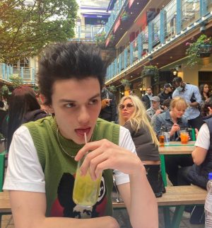 Louis Partridge Instagram - Was pressured into ordering, ended up with a drink I didn’t want😤