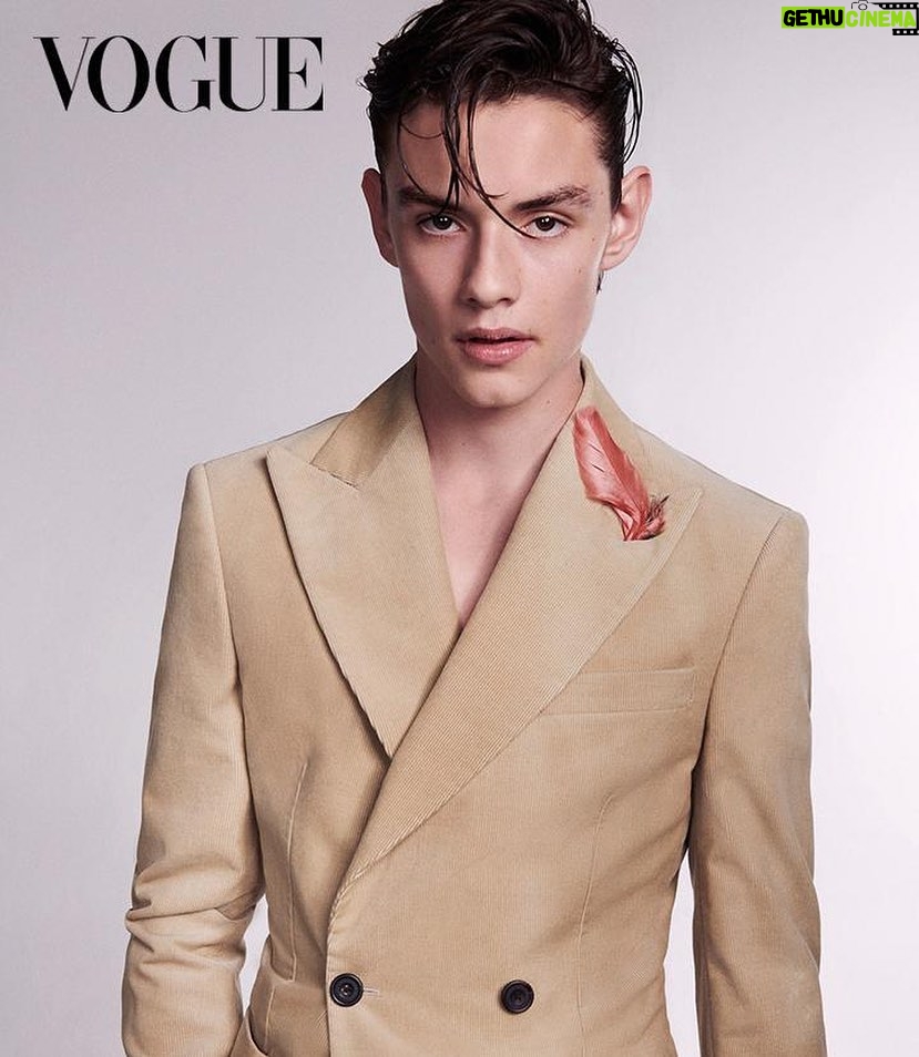 Louis Partridge Instagram - !!?!?? Can’t get my head around this one🤯so so grateful @britishvogue for the feature, link in bio🤍🤎 Photographer - @josephsinclair Stylist - @mrfabioimmediato Groomer - @thebradylea Words by @naomialexandrapike