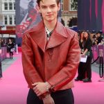 Louis Partridge Instagram - PISTOL PREMIERE❤️‍🔥 What a night, and what an amazing group of people. Had a wild time shooting this with a truly special cast and crew. Can’t wait to release it into the world. You guys are gonna enjoy this one… May 31st!👨‍🎤 @thebradylea @chrisbrownstylist @prada @chromeheartsofficial @disneyplusuk Odeon Luxe Leicester Square
