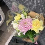 Louis Partridge Instagram - Surprise💐💐