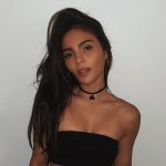 Lovi Poe Instagram - Black and choker necklace 90s vibes ♠️