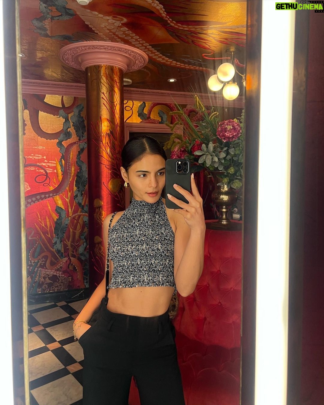 Lovi Poe Instagram - When the food and interior’s on point. 😍 #FlashbackFriday The Ivy Asia