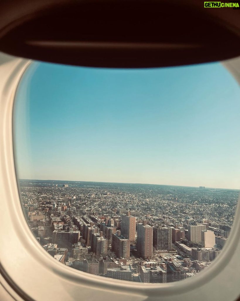 Lovi Poe Instagram - I see you, New York 🗽 New York, New York